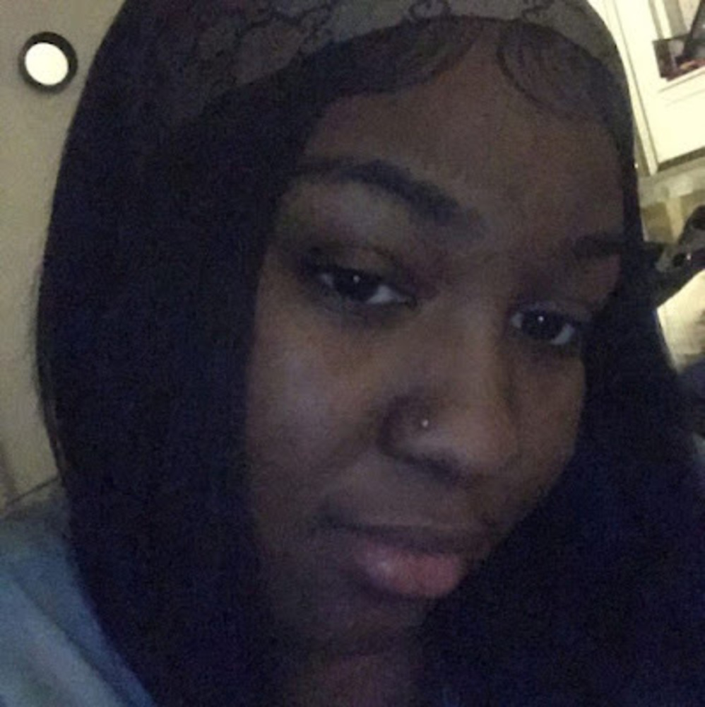 Meet your Posher, Samiah